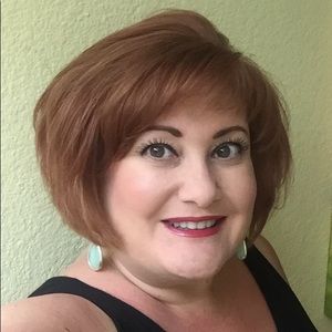 Meet your Posher, Aimee